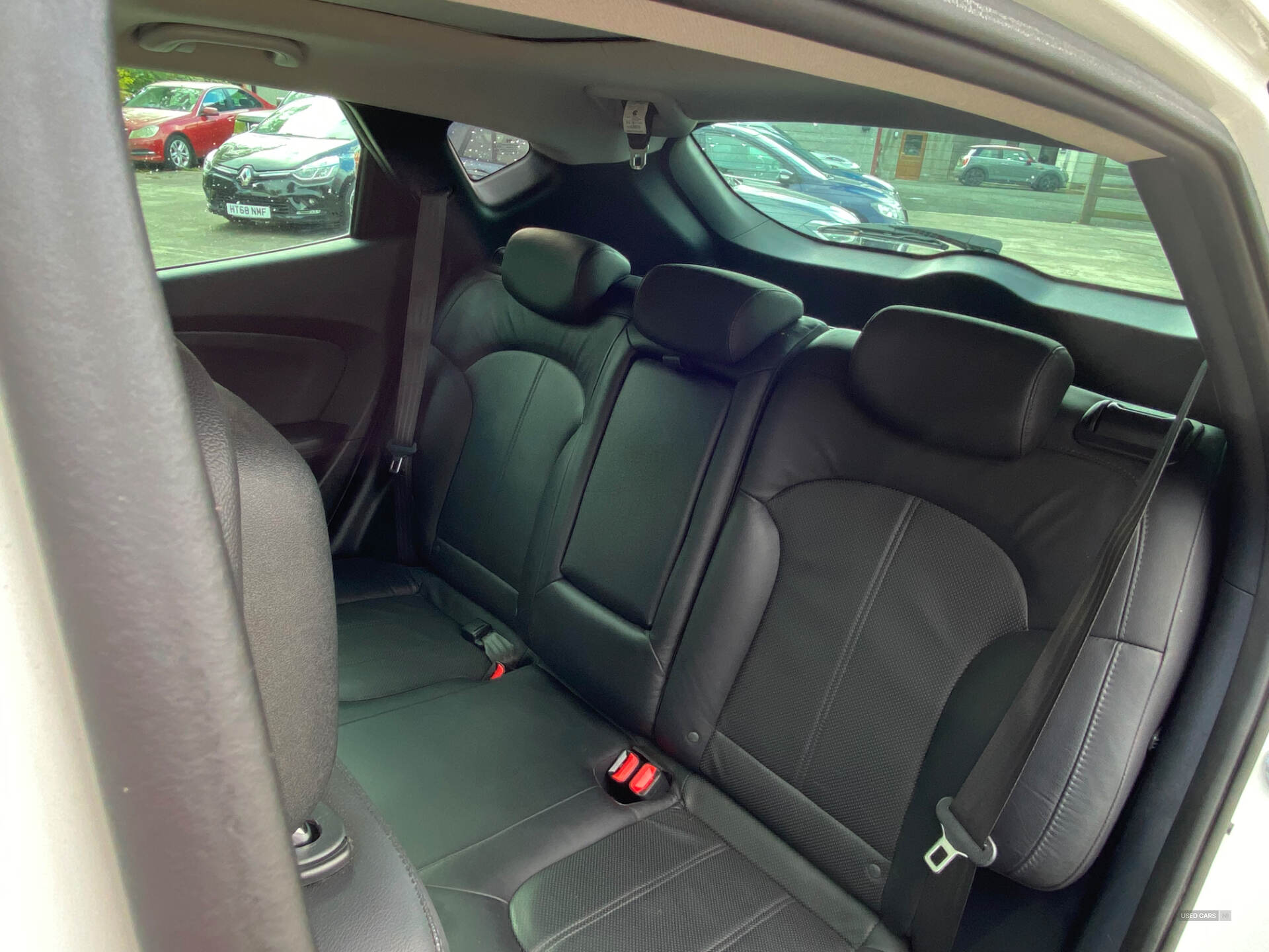 Car Thumbnail 26