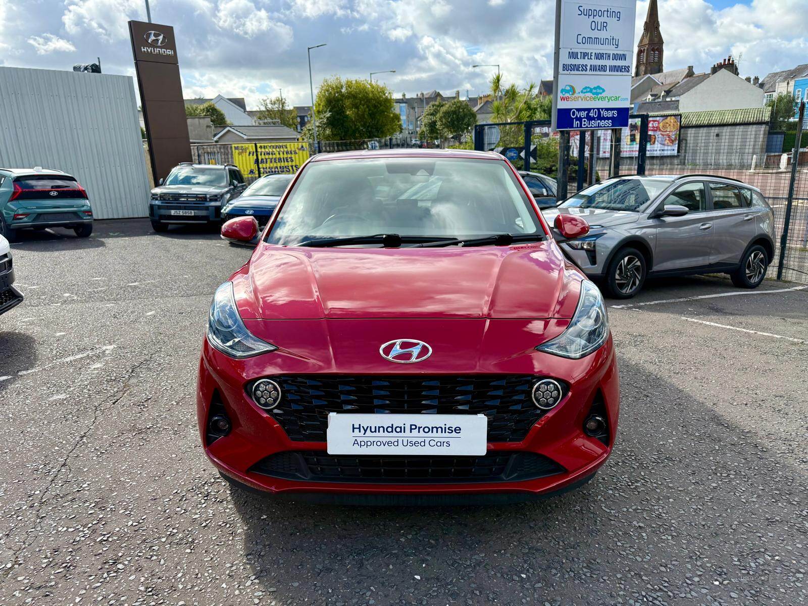 Hyundai i10 HATCHBACK in Down