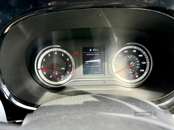 Hyundai i10 HATCHBACK in Down