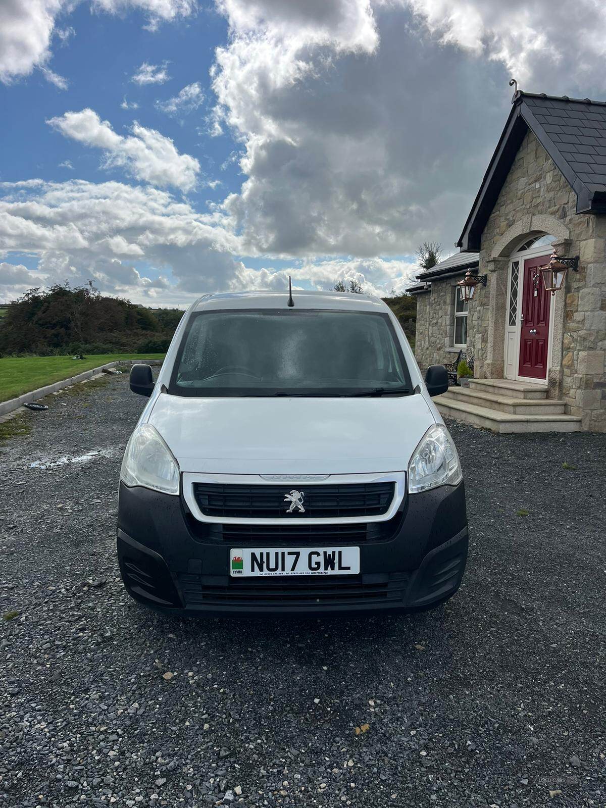 Peugeot Partner L1 DIESEL in Down