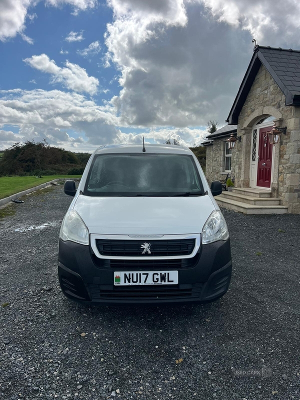 Peugeot Partner L1 DIESEL in Down