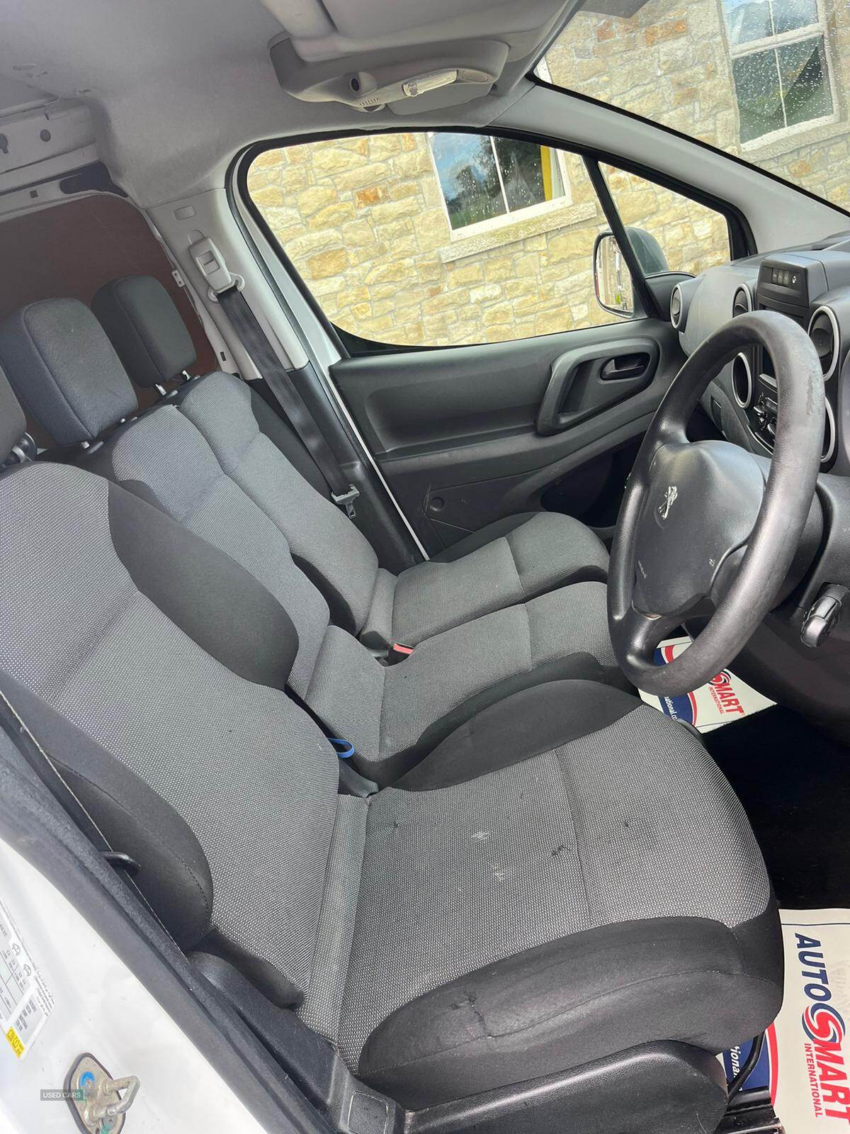 Peugeot Partner L1 DIESEL in Down