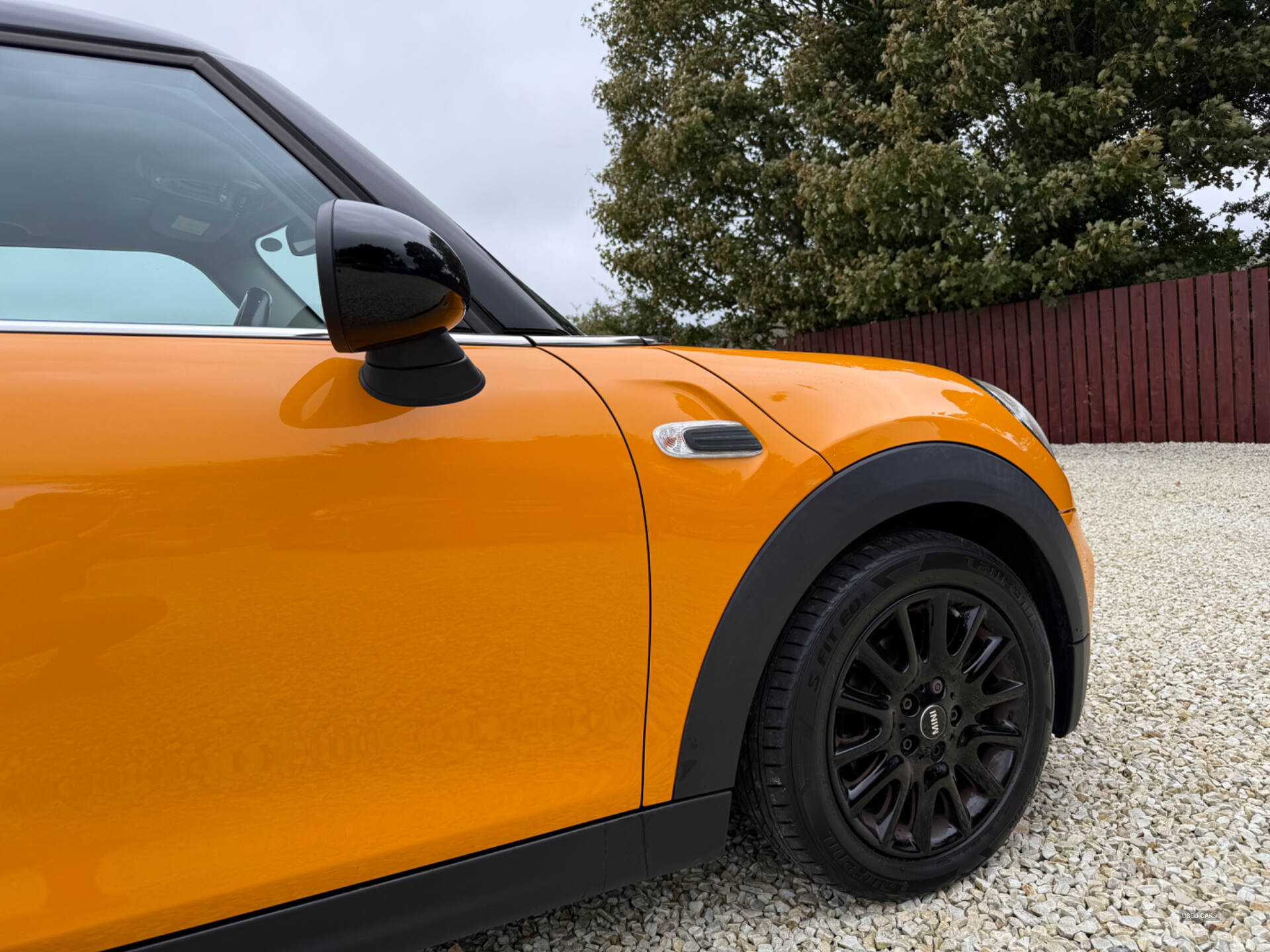 Car Thumbnail 6