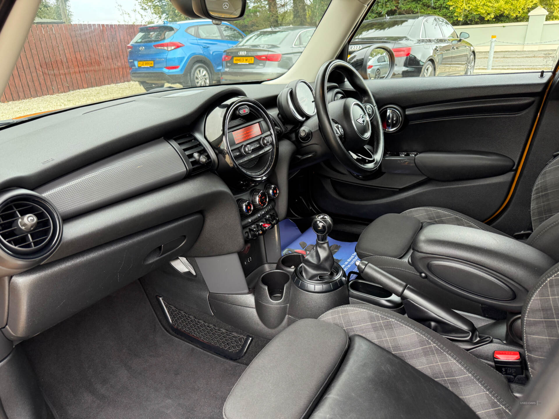 Car Thumbnail 9