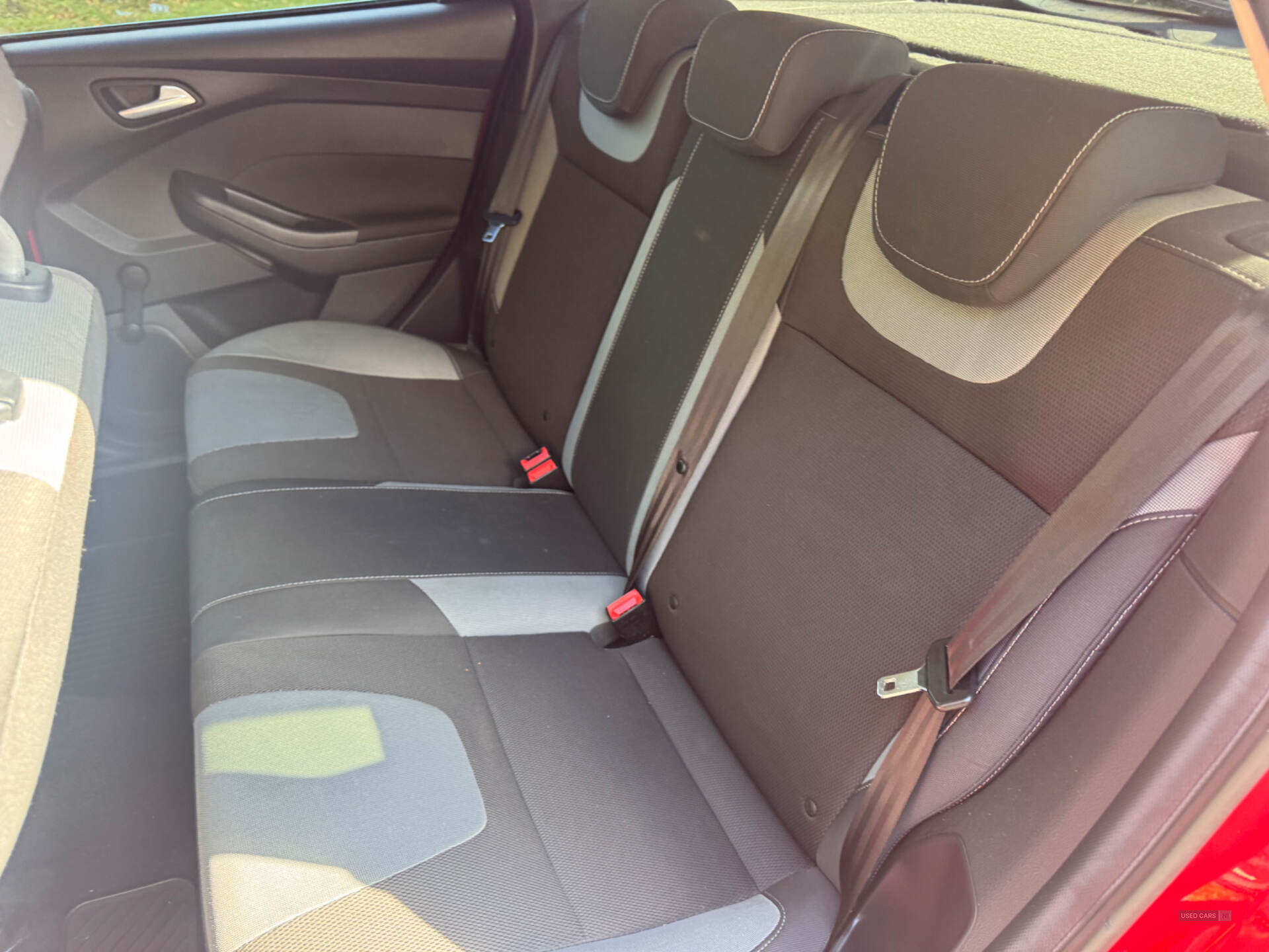 Car Thumbnail 16