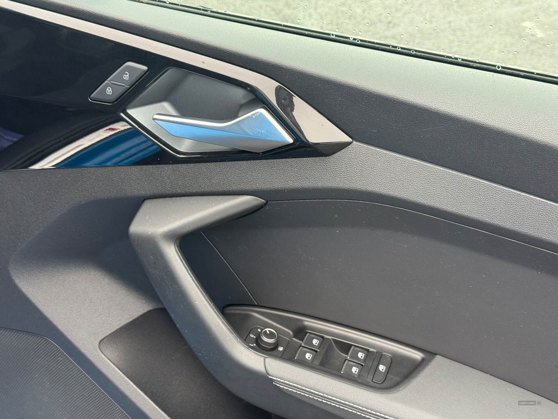Car Thumbnail 19