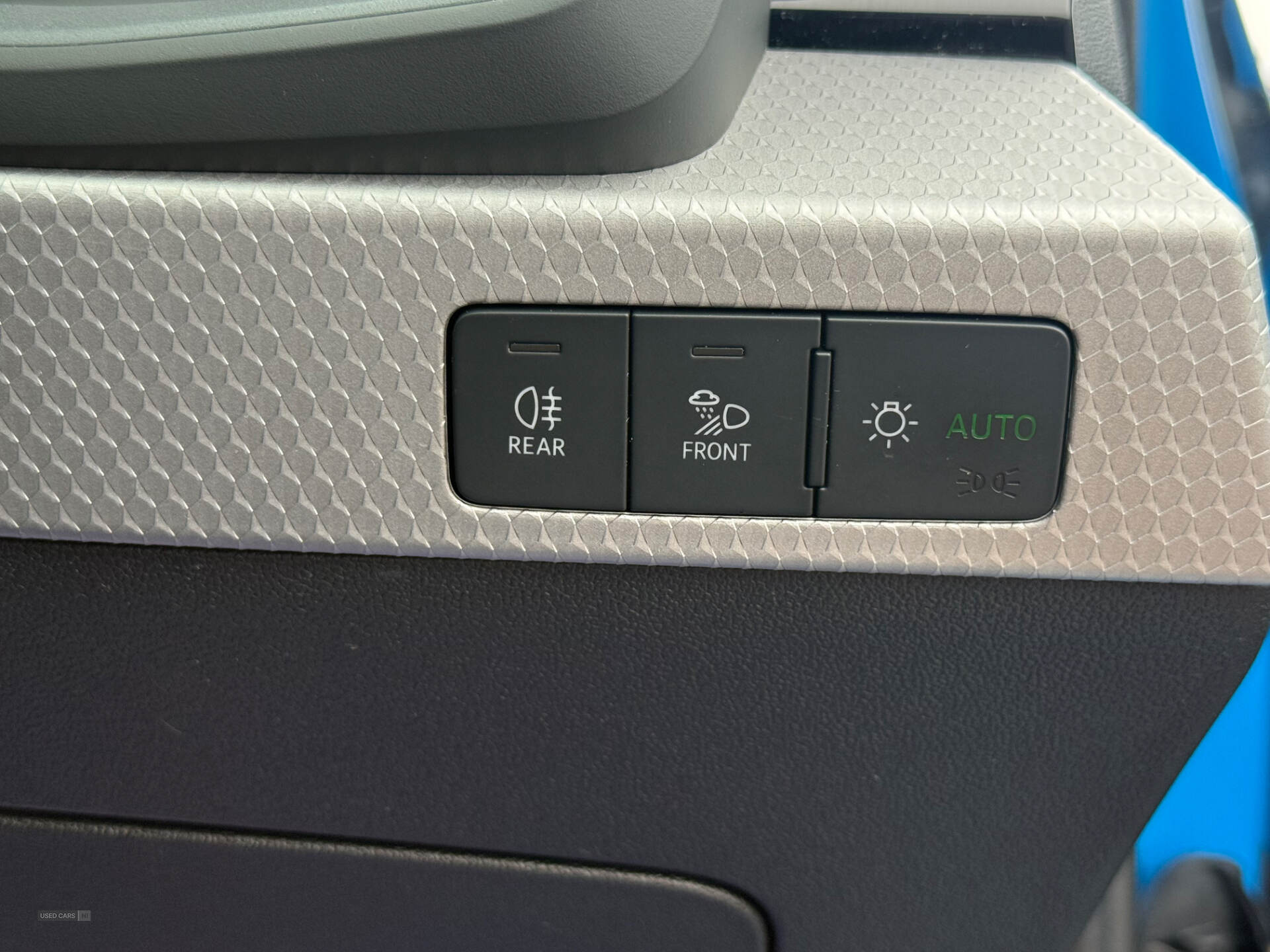 Car Thumbnail 20