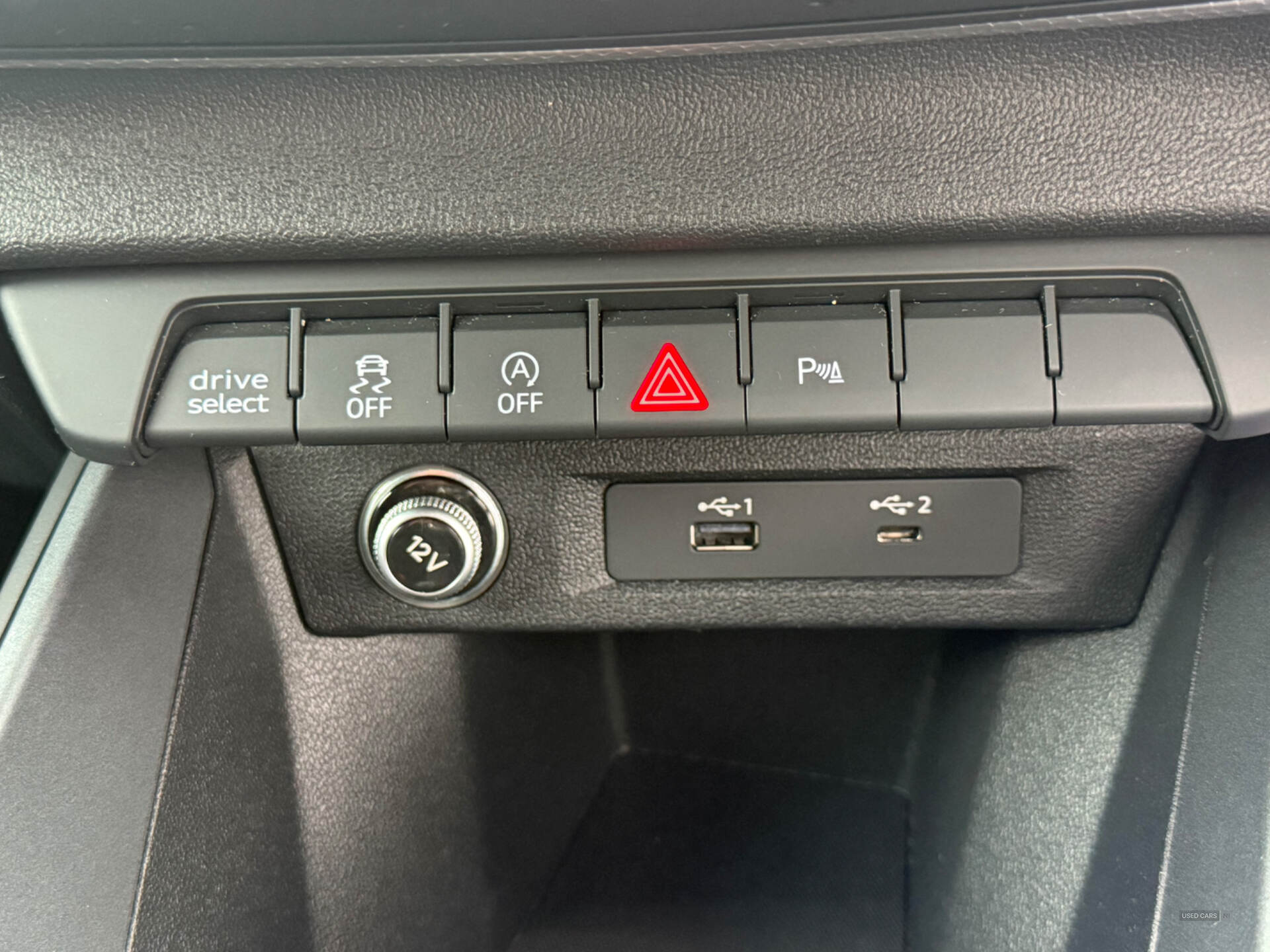 Car Thumbnail 28