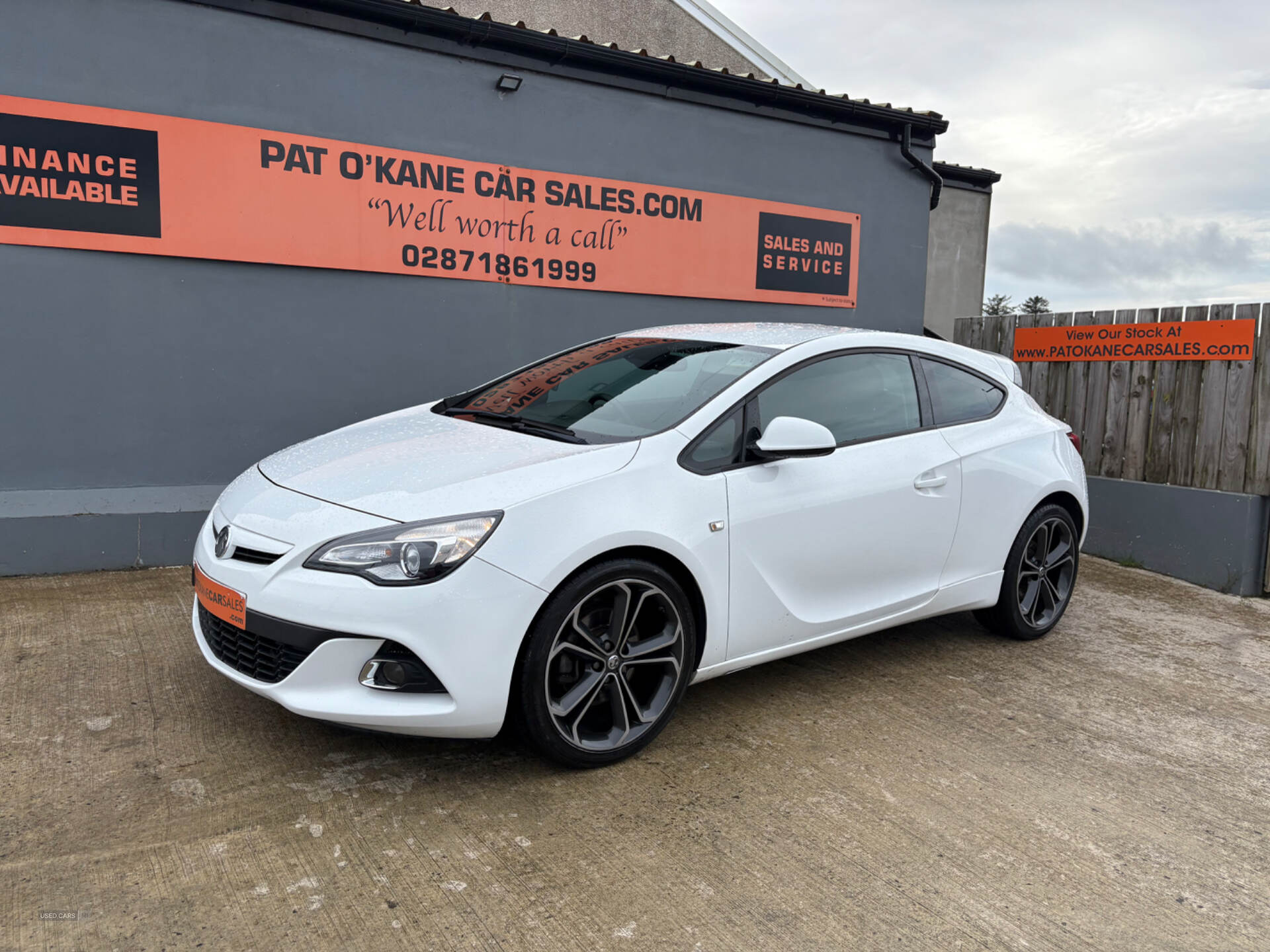 Vauxhall Astra GTC COUPE SPECIAL EDITIONS in Derry / Londonderry