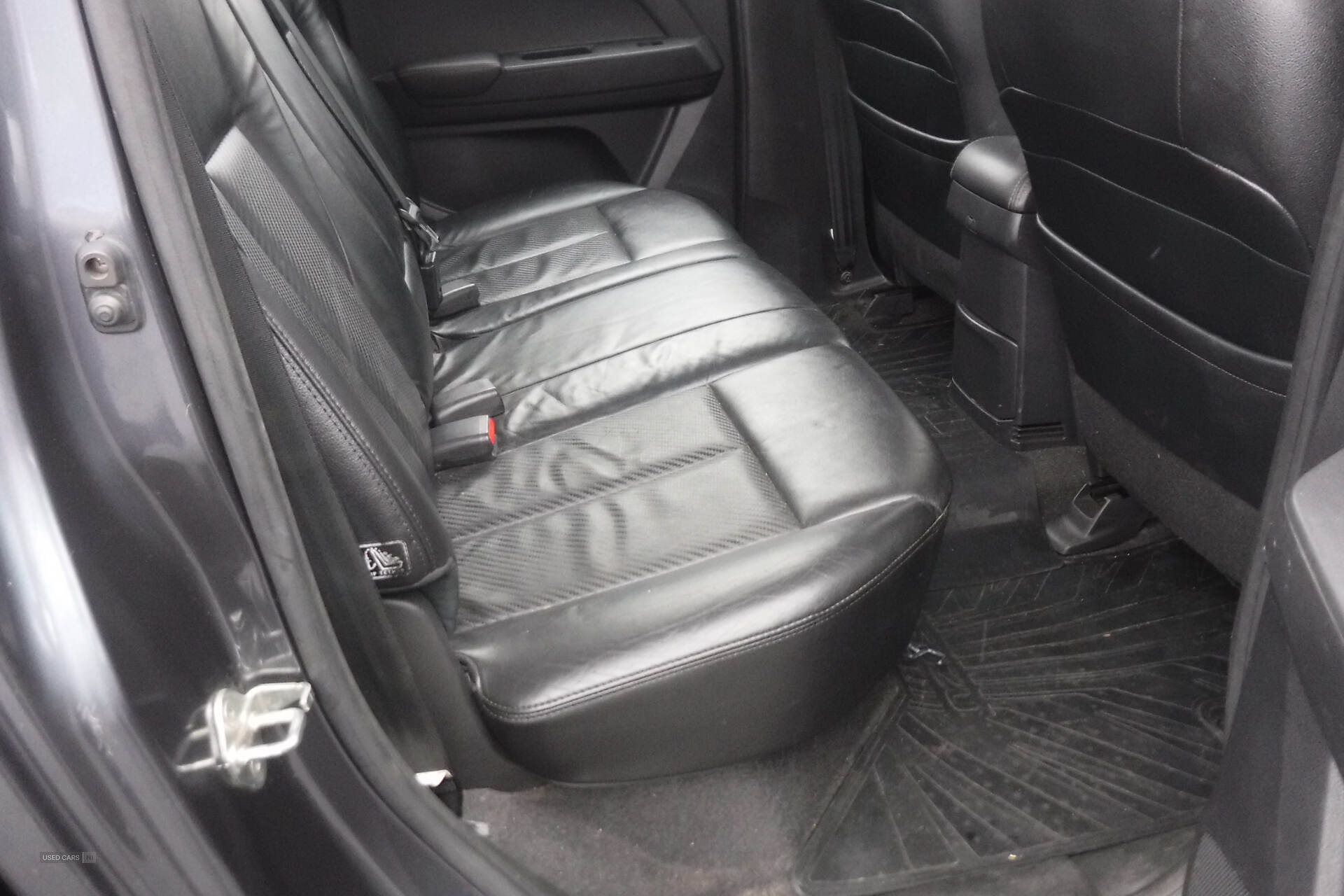 Isuzu D-Max DIESEL in Down