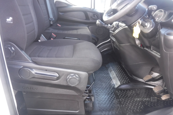 Iveco Daily 35C14 DIESEL in Down