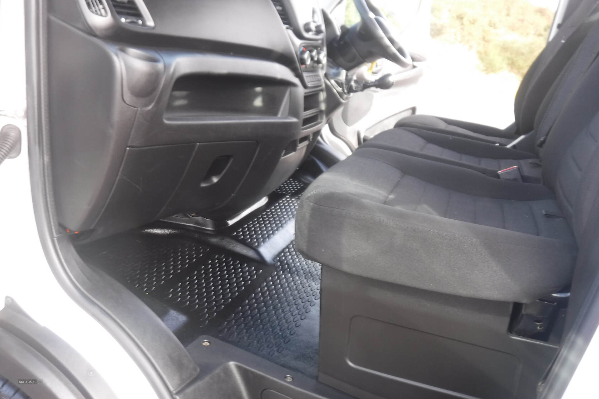 Iveco Daily 35C14 DIESEL in Down