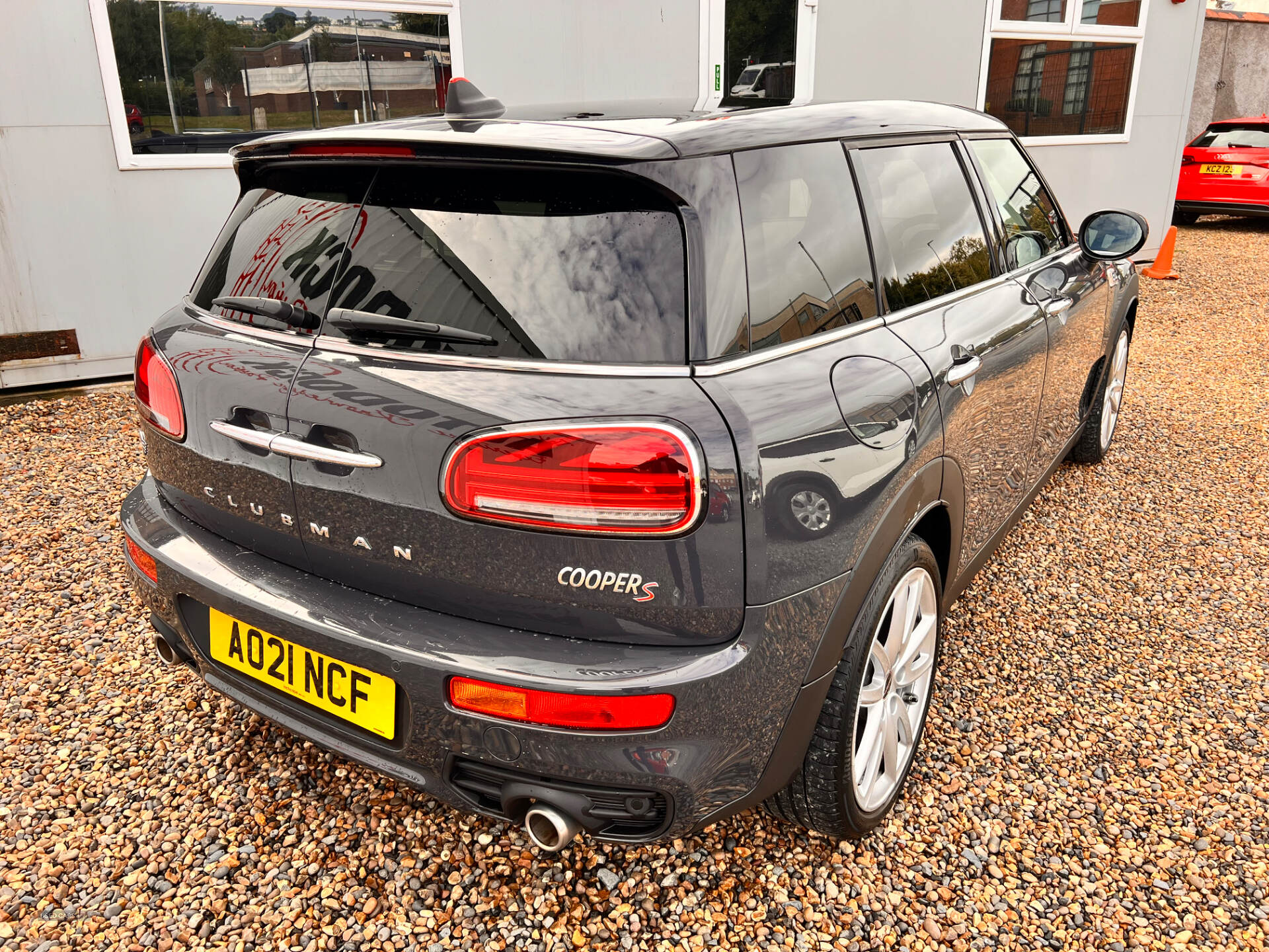 Car Thumbnail 3