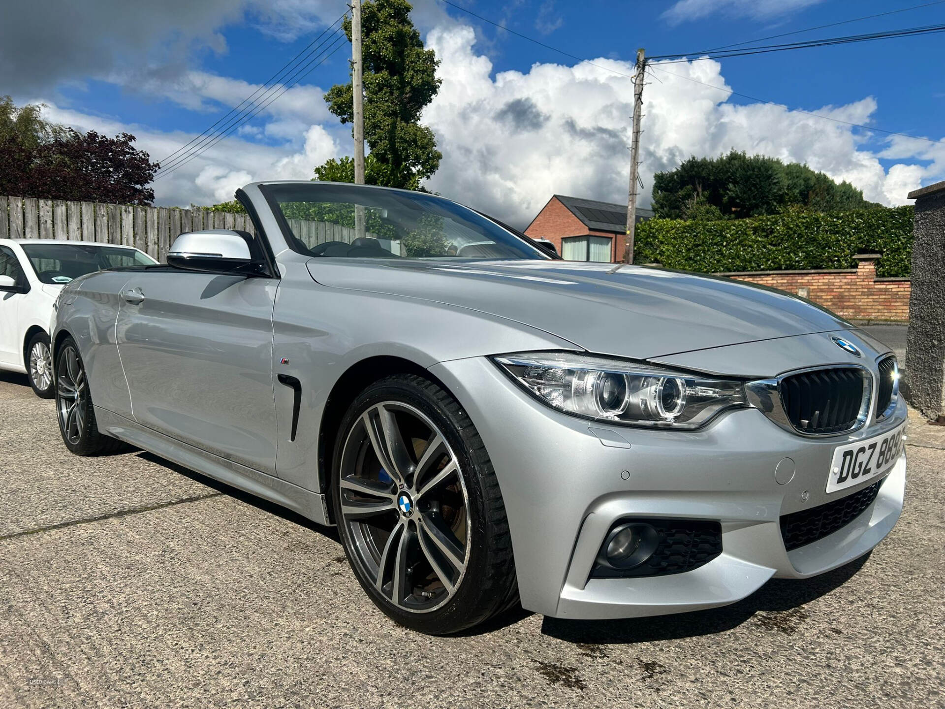 BMW 4 Series CONVERTIBLE in Down
