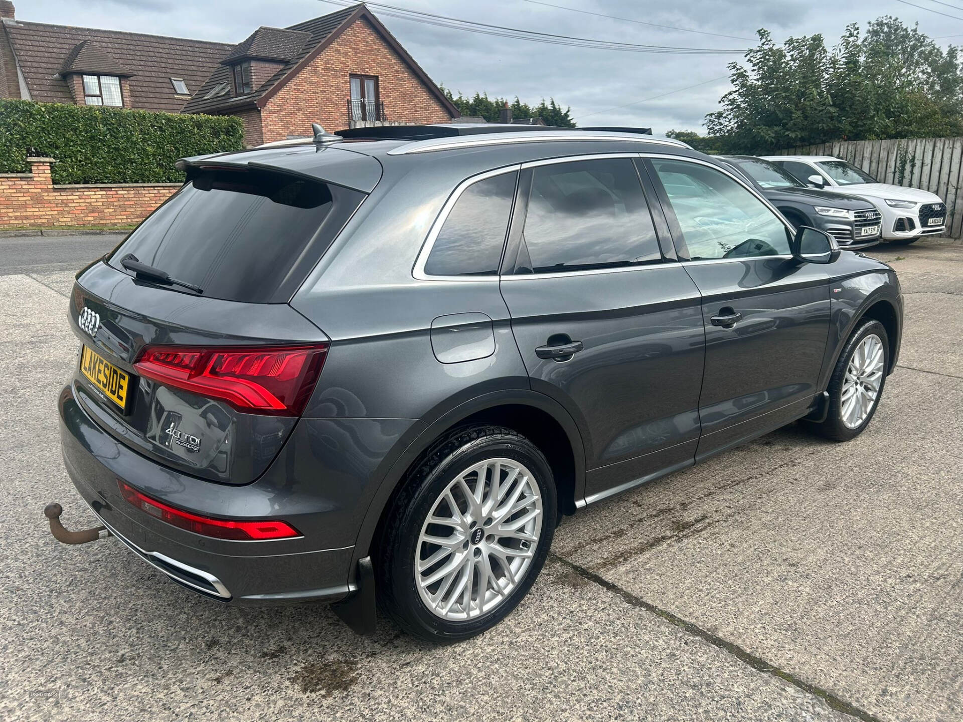 Audi Q5 DIESEL ESTATE in Down
