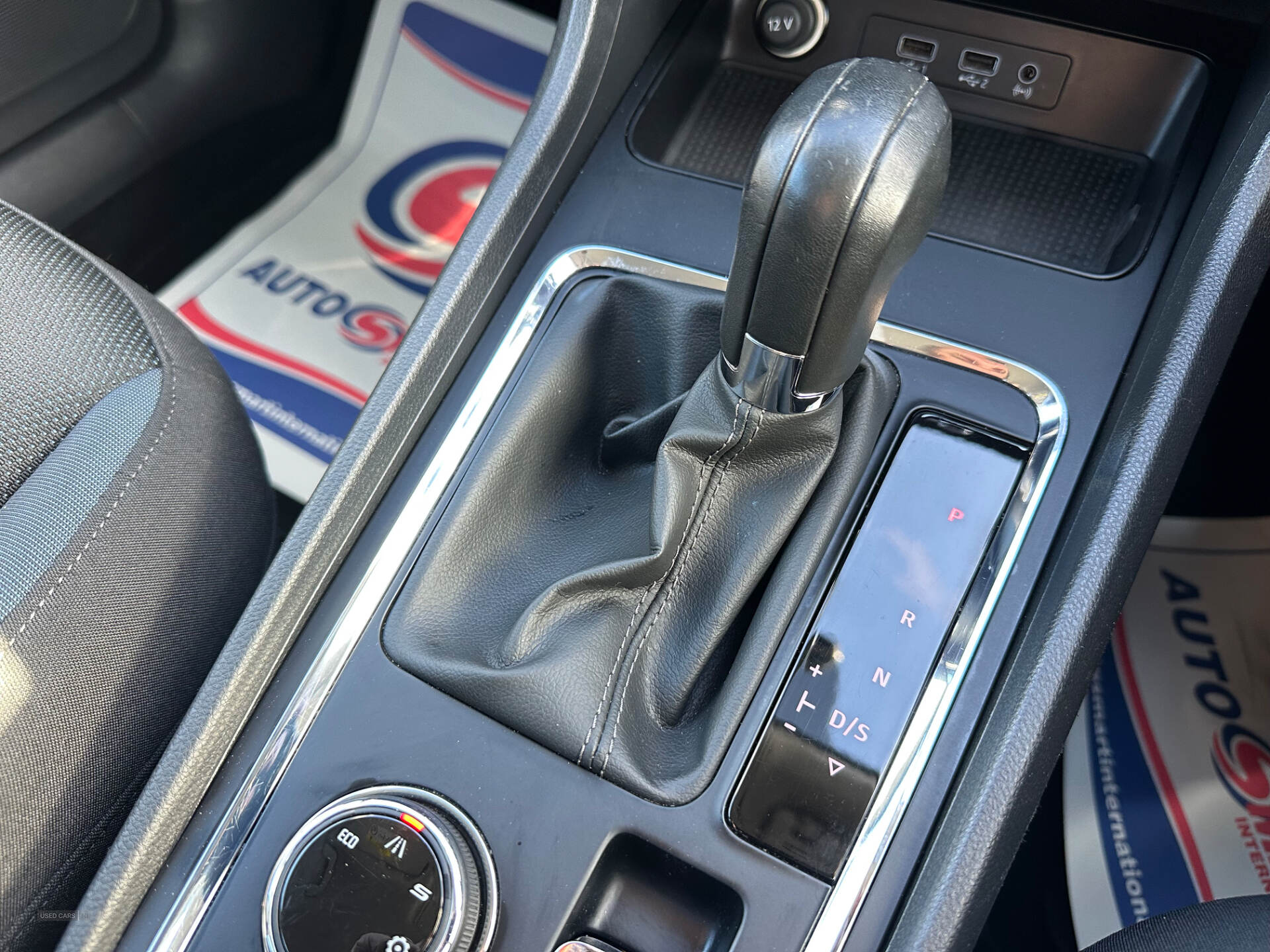Car Thumbnail 6
