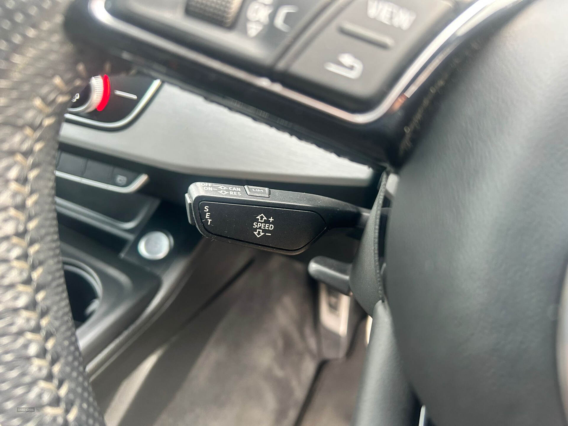 Car Thumbnail 17