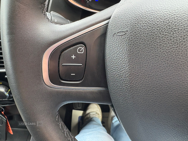 Renault Clio HATCHBACK in Derry / Londonderry