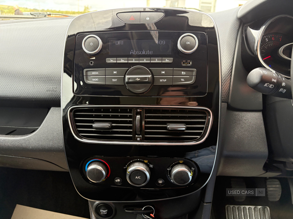 Renault Clio HATCHBACK in Derry / Londonderry