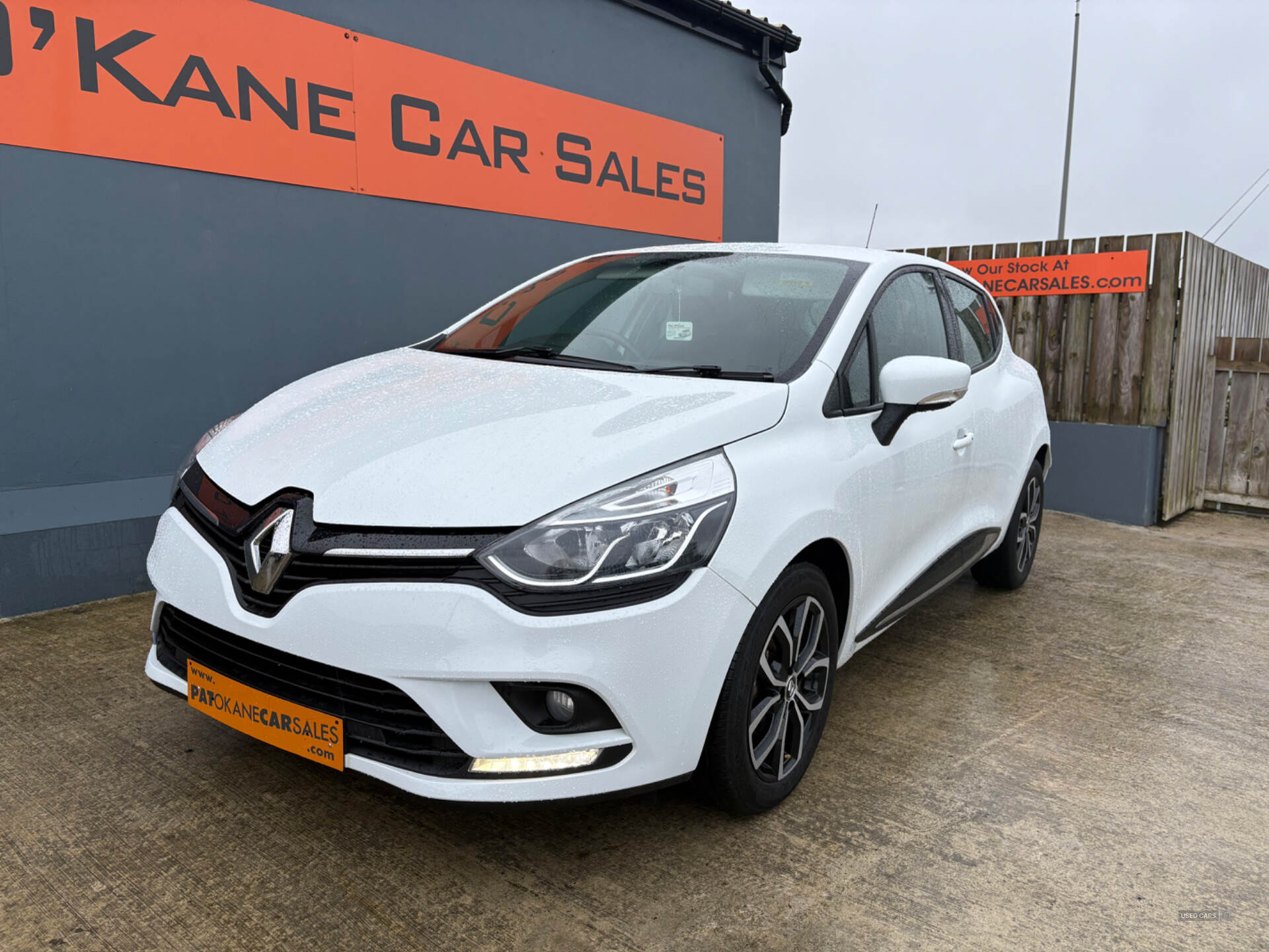 Renault Clio HATCHBACK in Derry / Londonderry