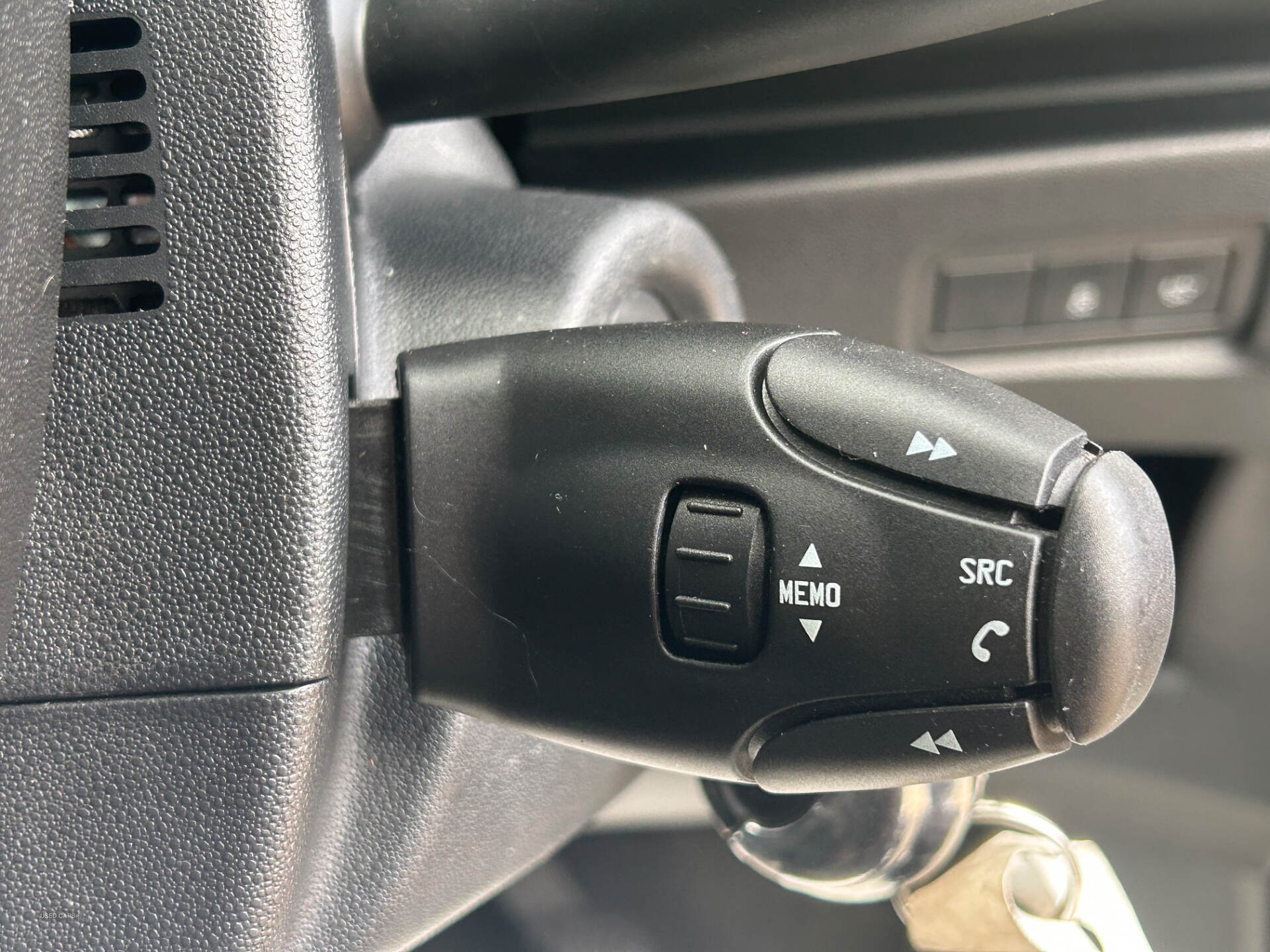 Car Thumbnail 12