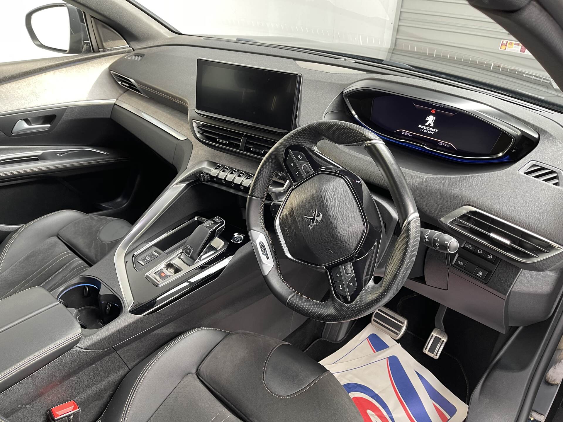 Car Thumbnail 10