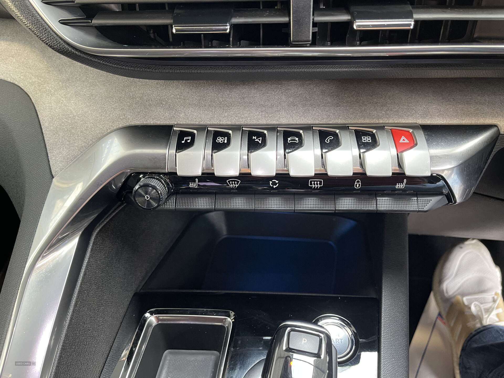 Car Thumbnail 17