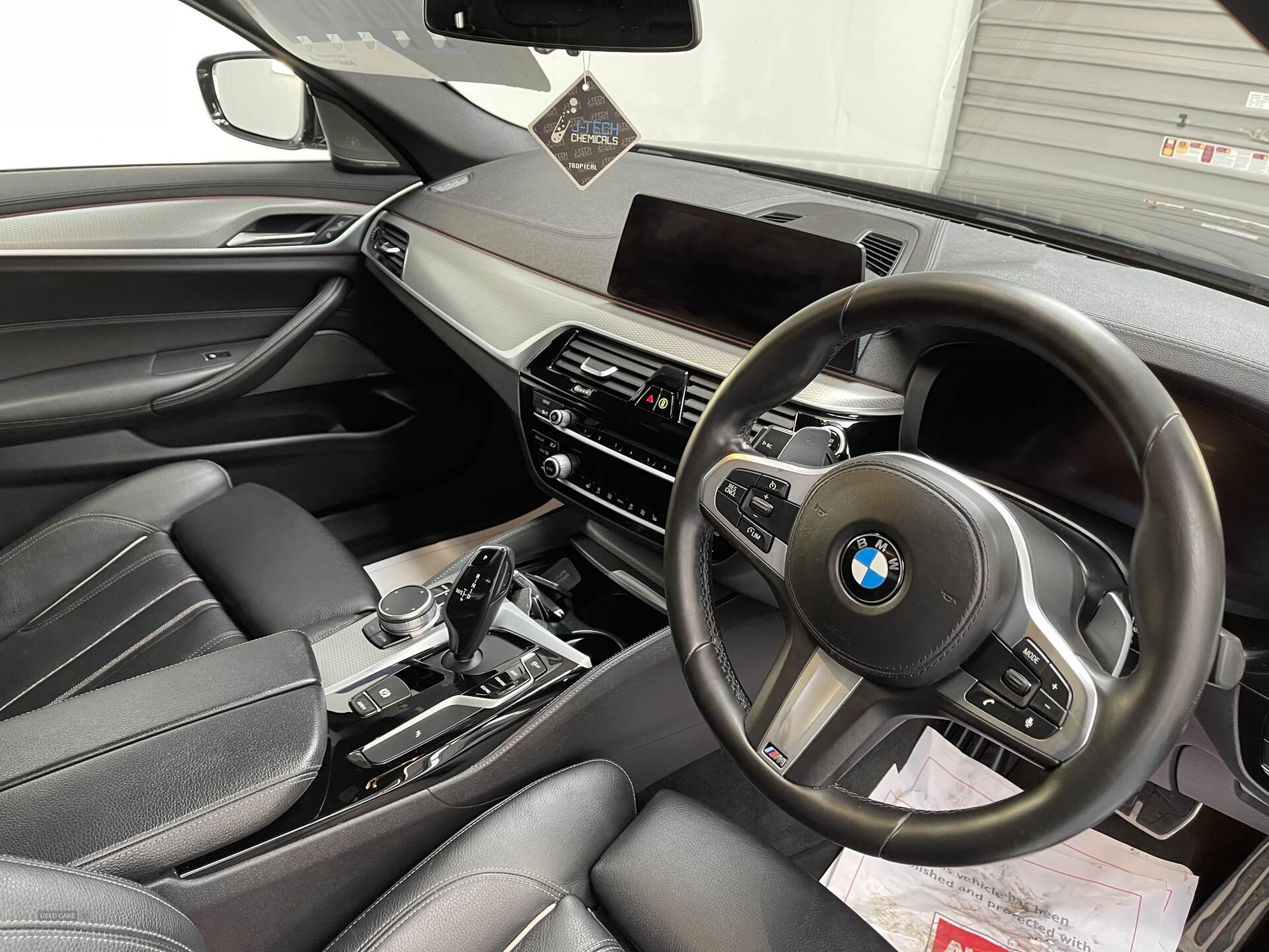 Car Thumbnail 11