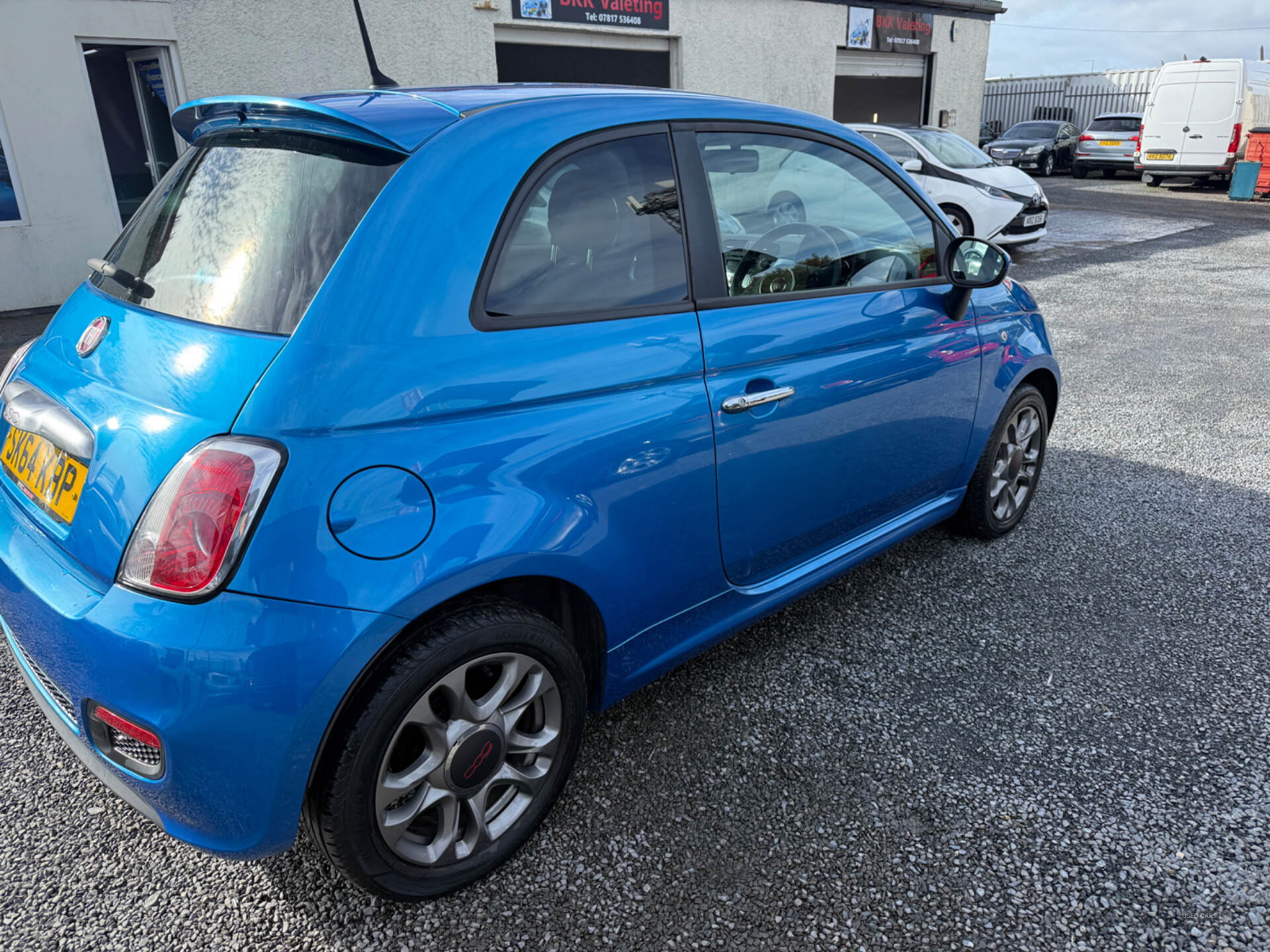 Car Thumbnail 3
