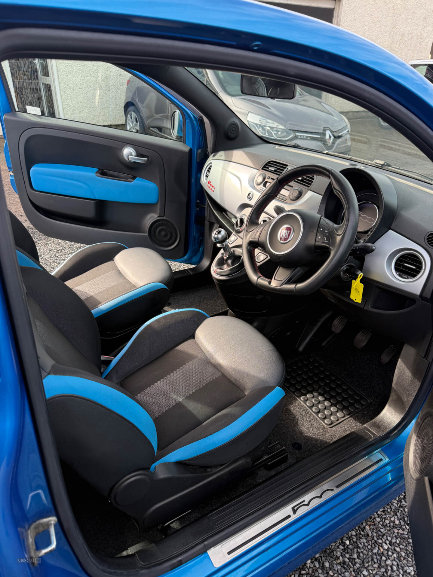 Car Thumbnail 6