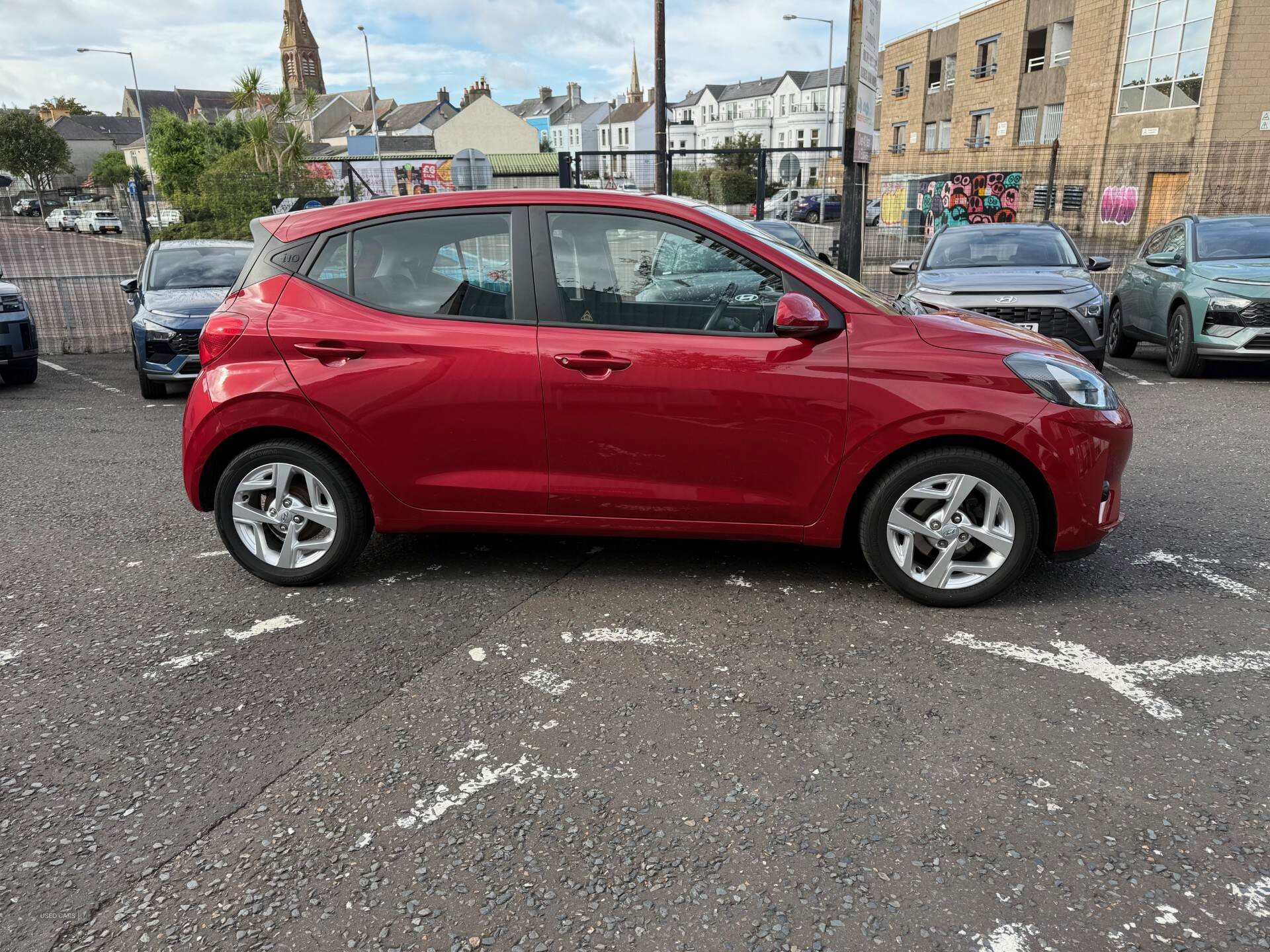 Hyundai i10 HATCHBACK in Down