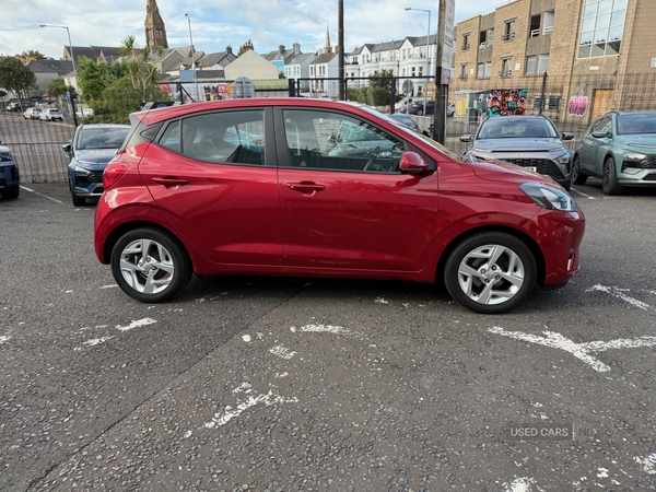 Hyundai i10 HATCHBACK in Down
