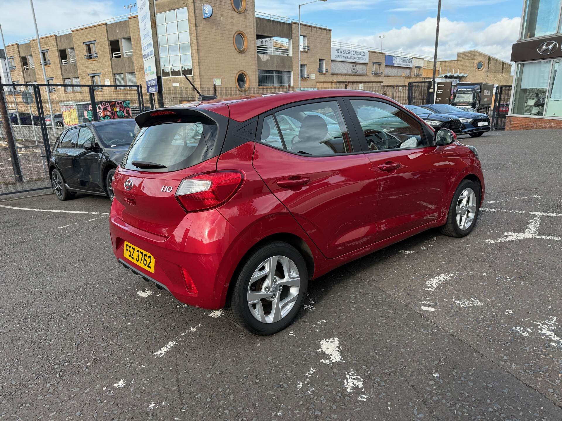 Hyundai i10 HATCHBACK in Down