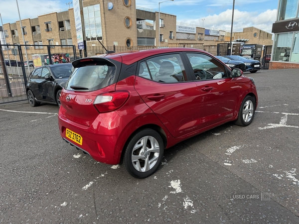 Hyundai i10 HATCHBACK in Down