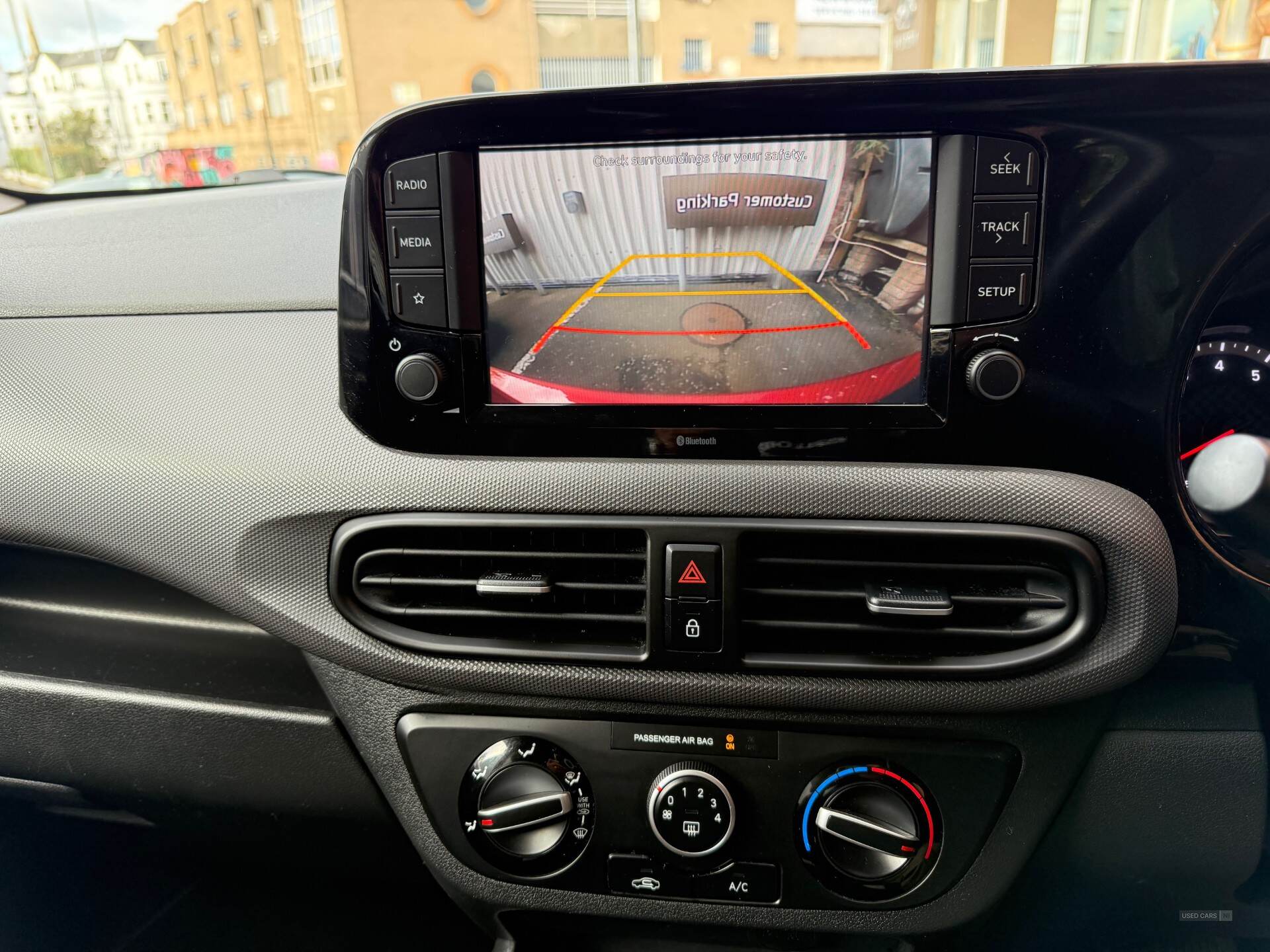 Hyundai i10 HATCHBACK in Down