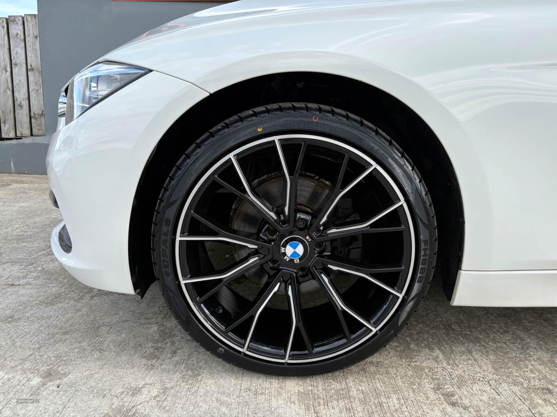 BMW 3 Series DIESEL SALOON in Derry / Londonderry