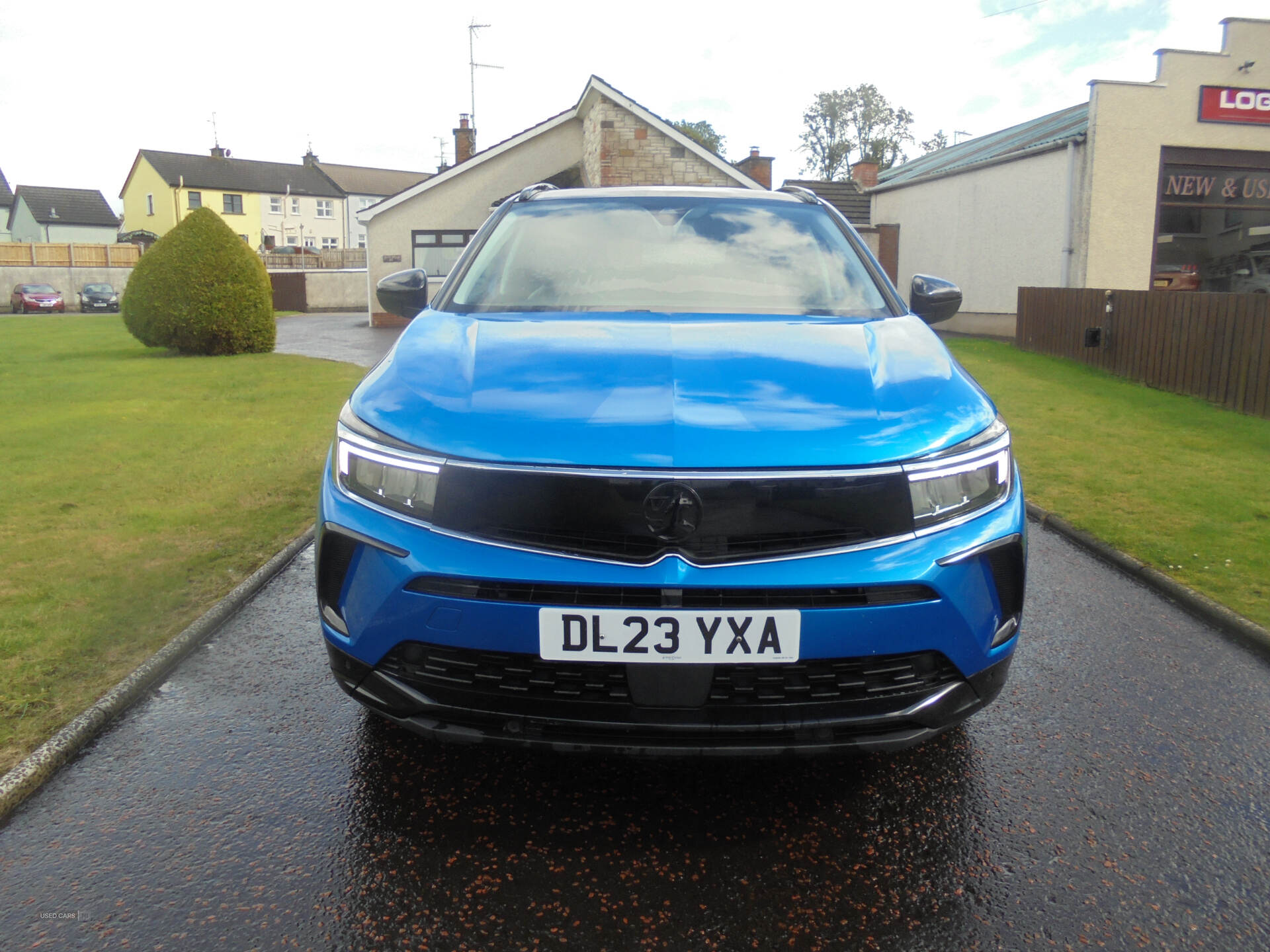 Car Thumbnail 2