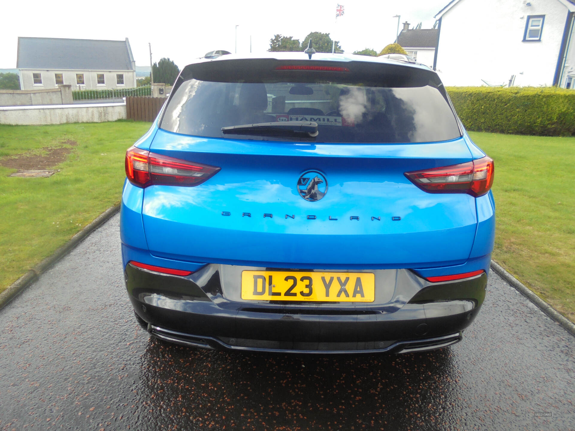 Car Thumbnail 6