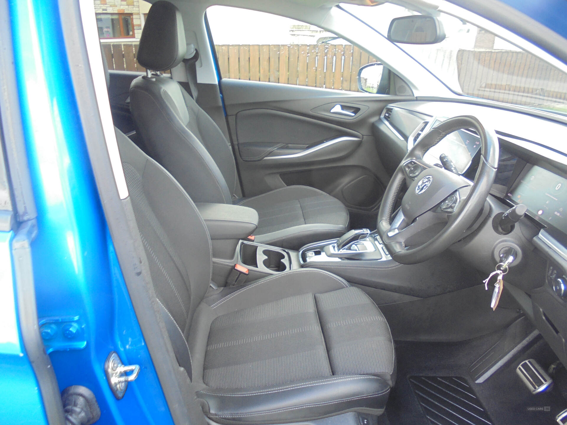 Car Thumbnail 8
