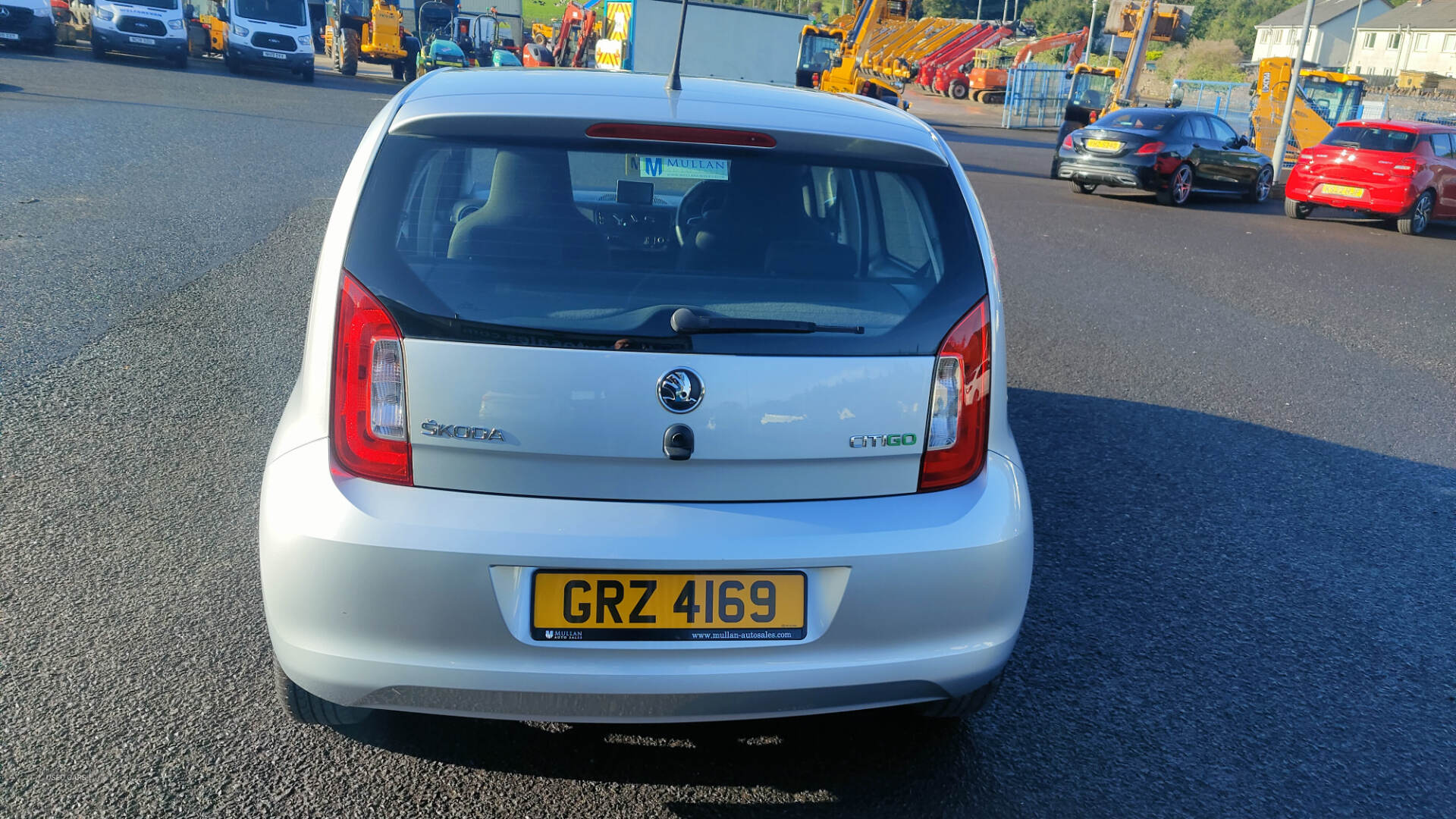 Car Thumbnail 2