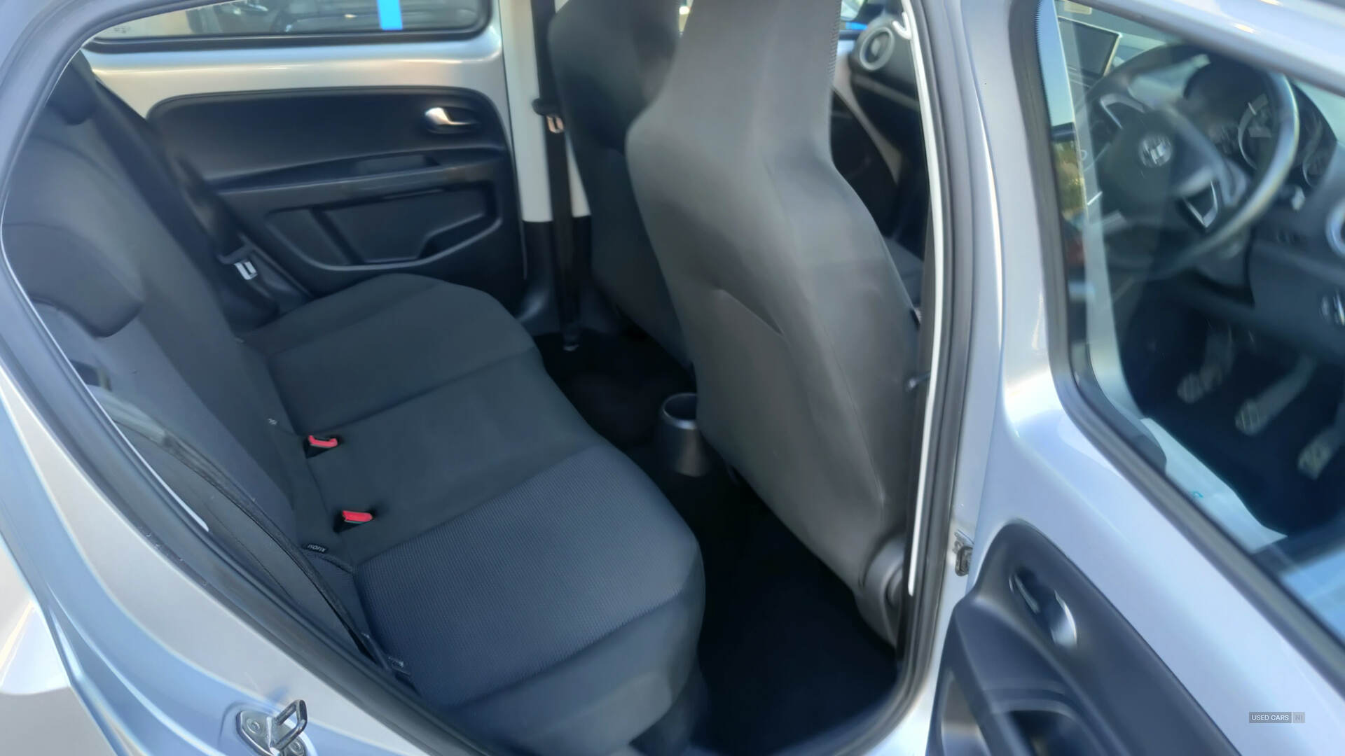 Car Thumbnail 10