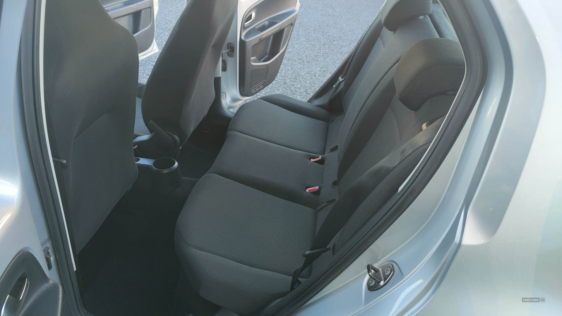 Car Thumbnail 12