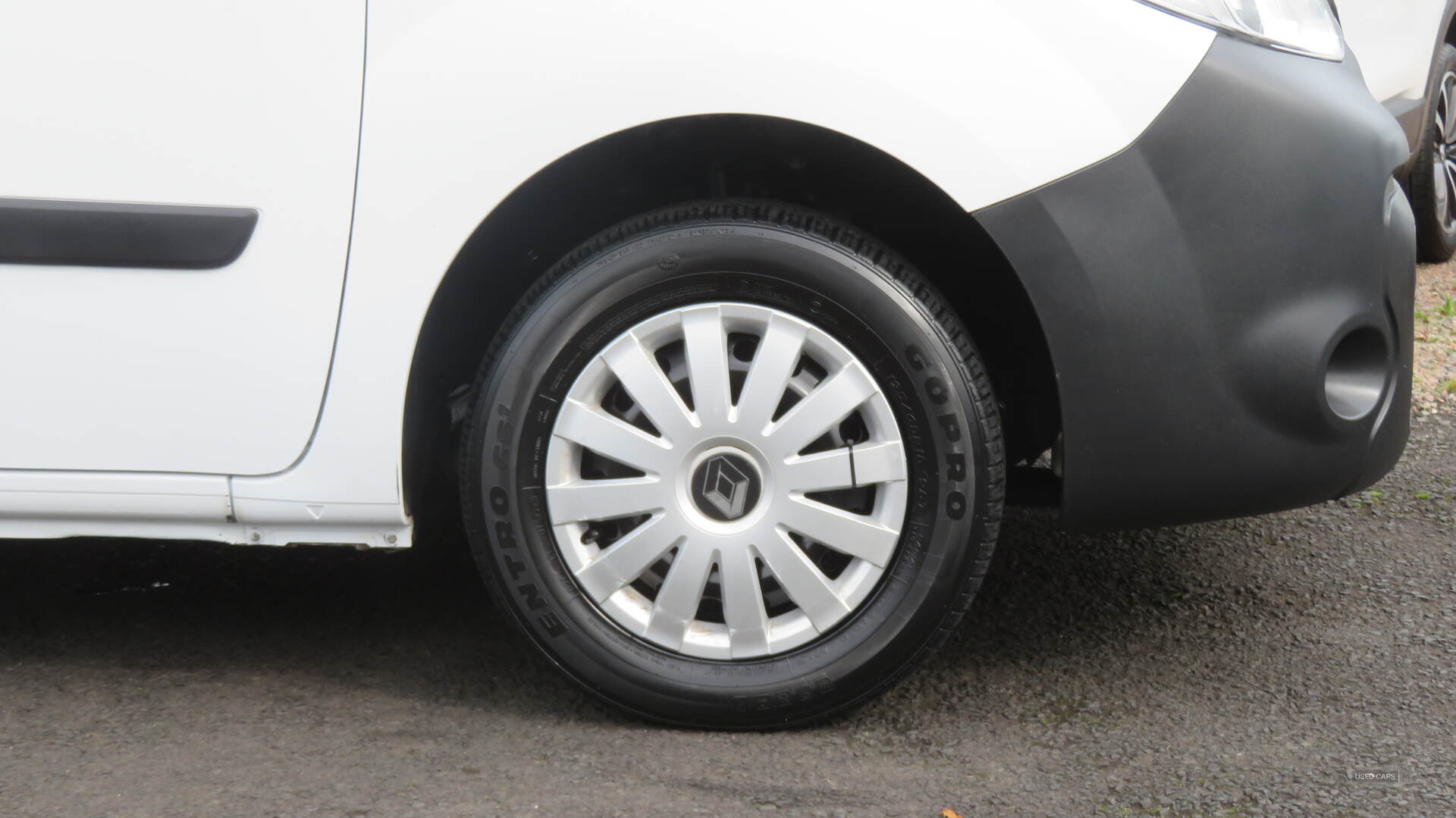 Car Thumbnail 8