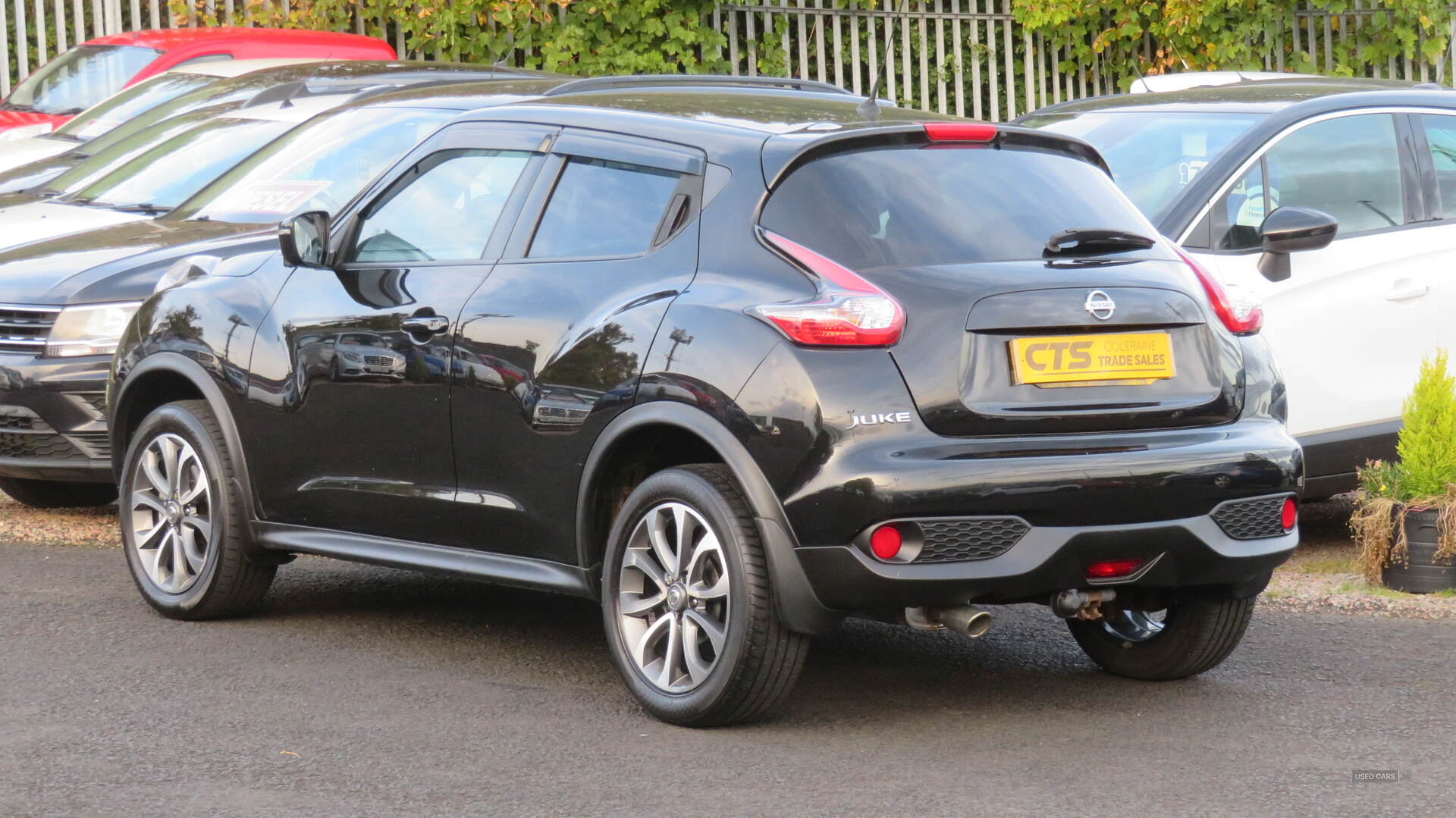 Car Thumbnail 5
