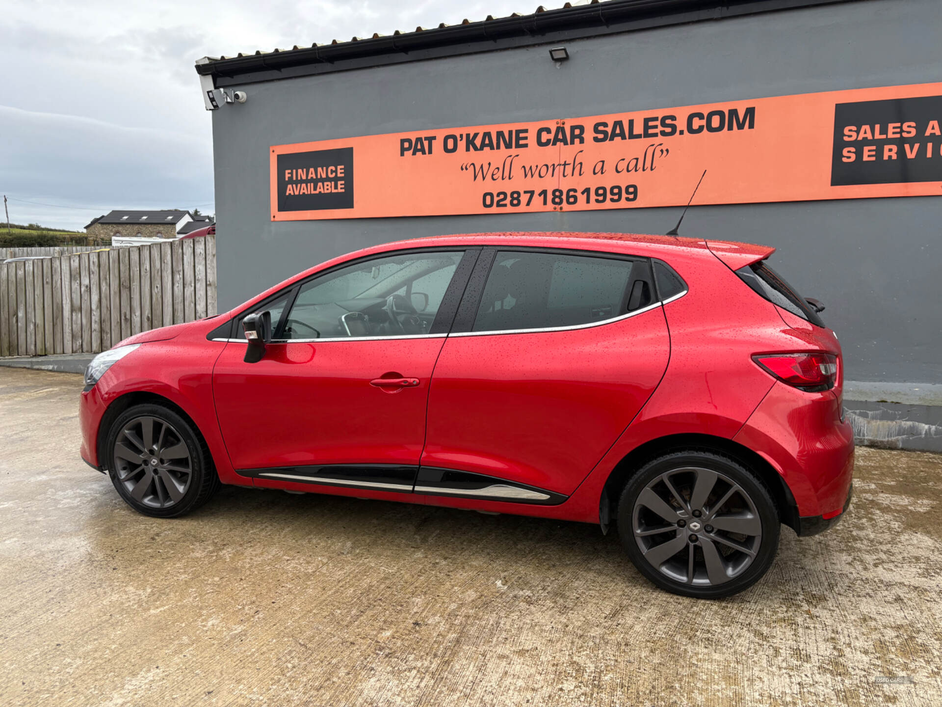 Renault Clio DIESEL HATCHBACK in Derry / Londonderry