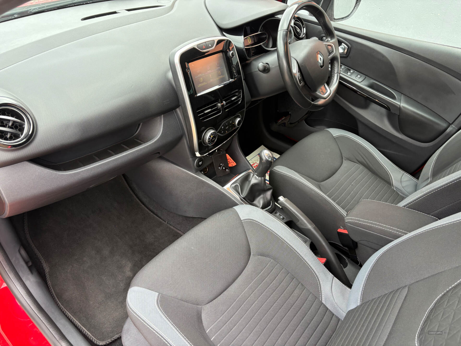 Renault Clio DIESEL HATCHBACK in Derry / Londonderry