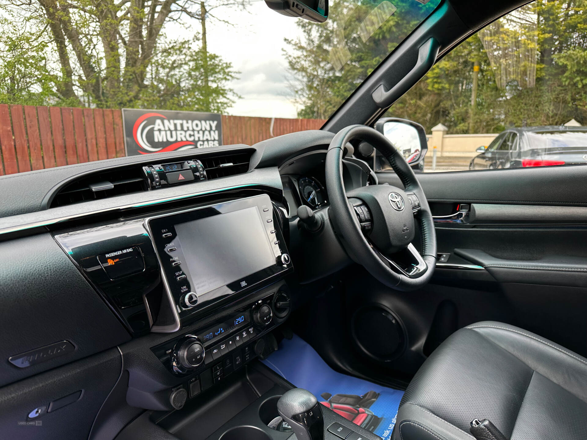 Car Thumbnail 14