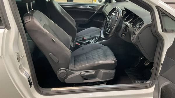 Volkswagen Golf DIESEL HATCHBACK in Derry / Londonderry