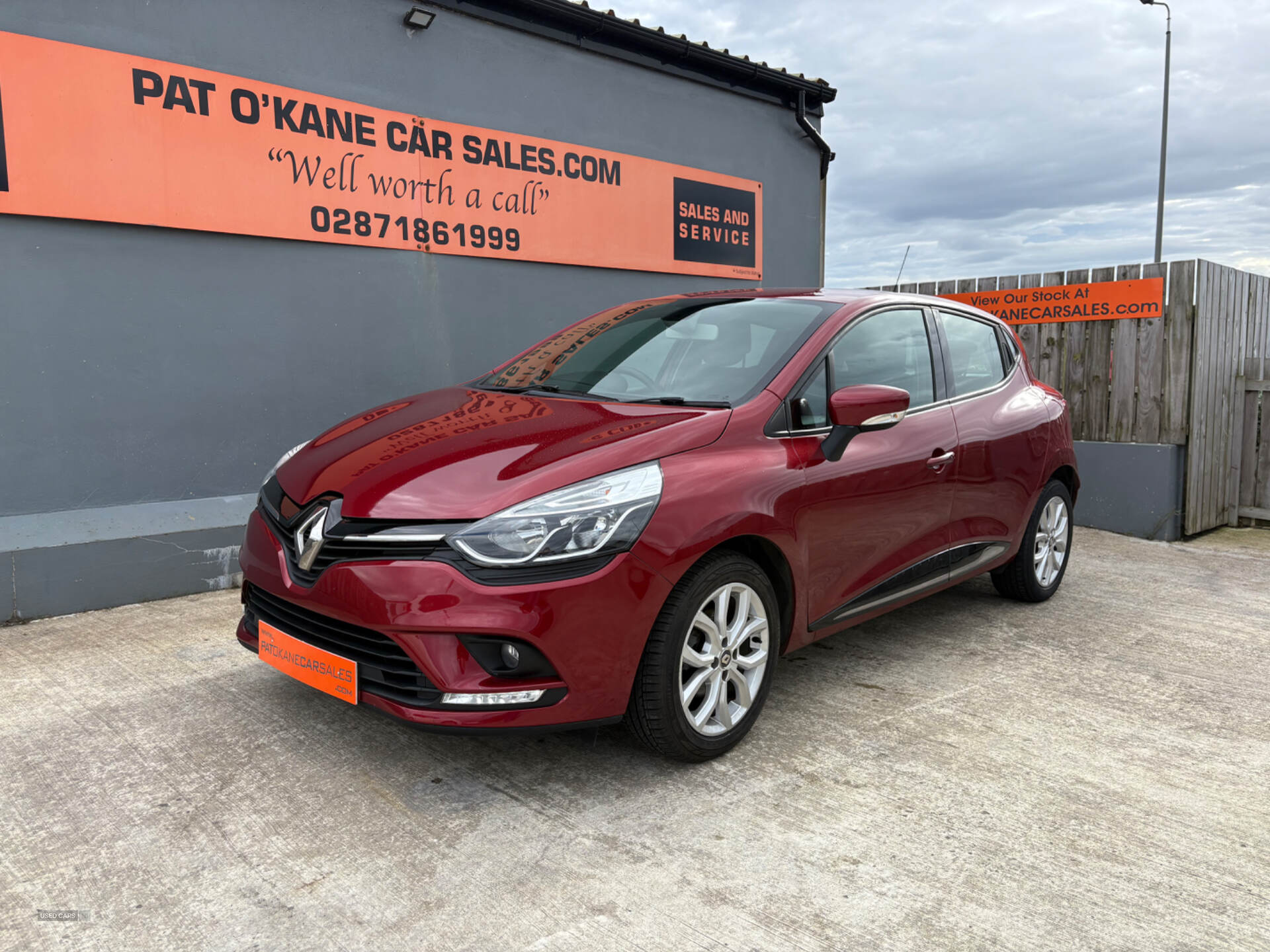 Renault Clio HATCHBACK in Derry / Londonderry