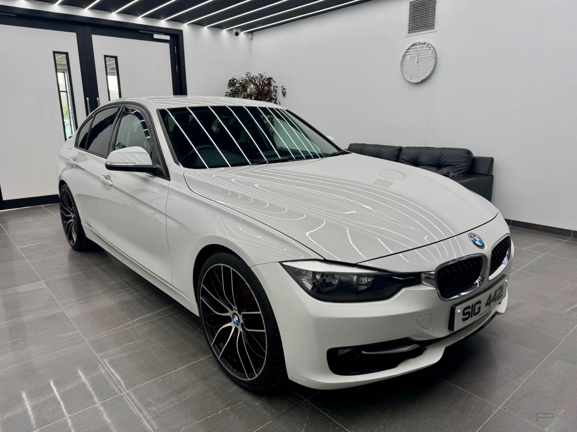 BMW 3 Series DIESEL SALOON in Derry / Londonderry
